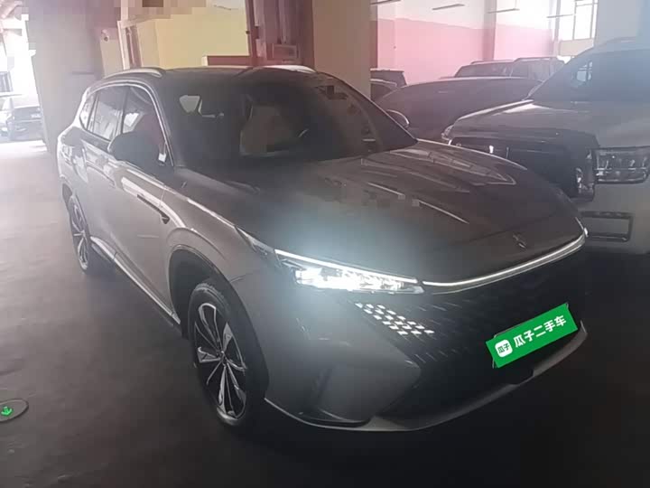 Roewe RX5 Hybrid, 2022 — фото 4 из 9