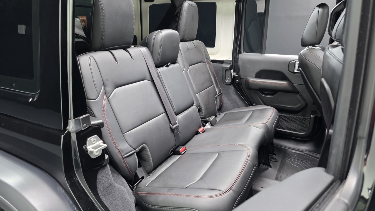 Jeep Wrangler, 2025 — фото 10 из 12