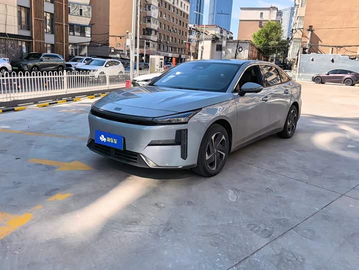 Geely Galaxy L6, 2025 — купить в Иванове под ключ