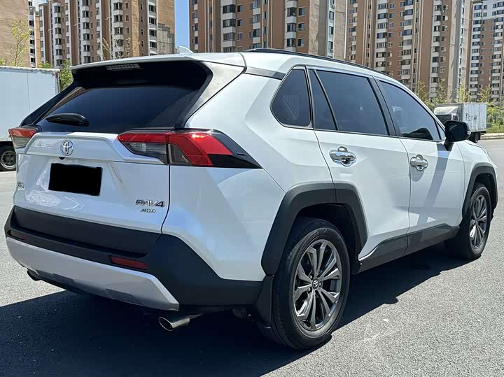 Toyota RAV4, 2025 — фото 9 из 9