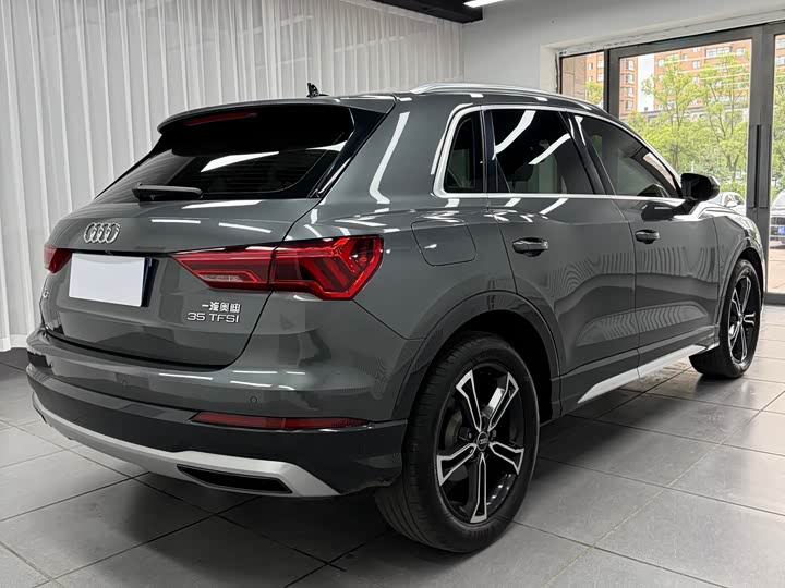 Audi Q3, 2022 — фото 4 из 9
