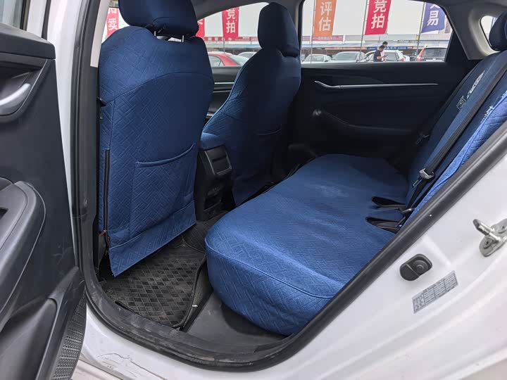 Changan Eado Plus, 2022 — фото 8 из 9