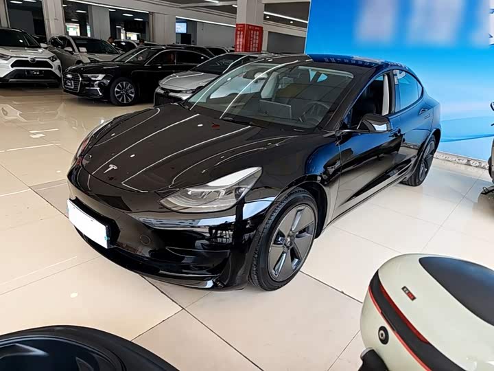 Tesla Model 3, 2023 — фото 2 из 9