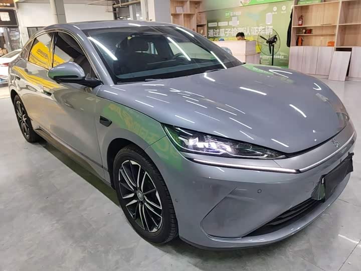 BYD Qin L, 2026 — фото 4 из 9