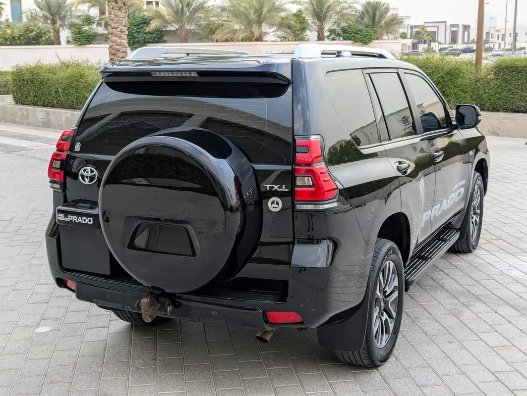 Toyota Prado, 2022 — фото 4 из 10