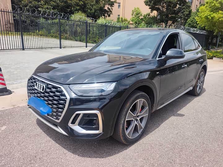 Audi Q5L Sportback, 2022 — купить в Санкт-Петербурге под ключ