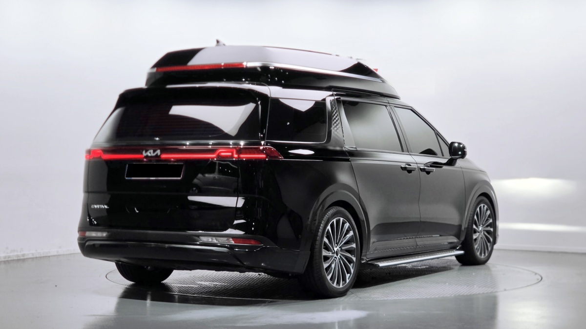 Kia Carnival, 2023 — фото 2 из 12