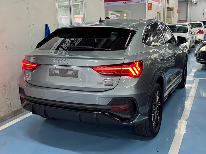 Audi Q3 Sportback, 2022 — фото 3 из 9