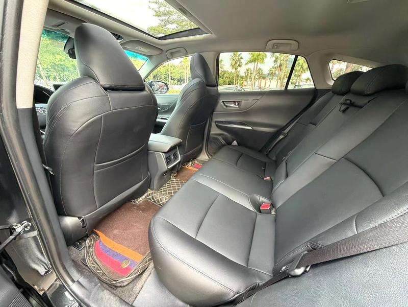 Toyota Harrier, 2023 — фото 9 из 10
