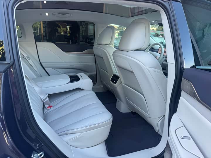 Buick Electra L7, 2025 — фото 5 из 9