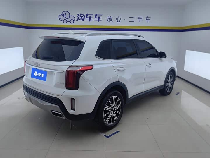 Kia Sportage GT-line, 2023 — фото 3 из 9