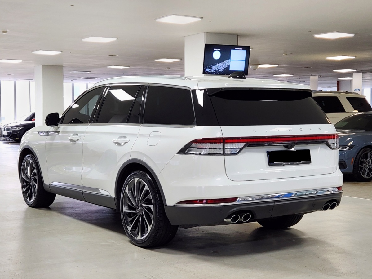 Lincoln Aviator, 2024 — фото 2 из 12