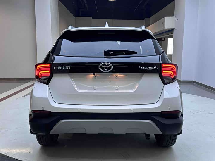 Toyota Yaris L Hatchback, 2022 — фото 4 из 9