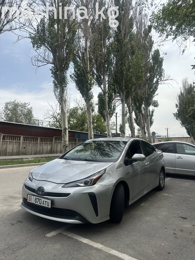 Toyota Prius, 2021 — фото 2 из 6