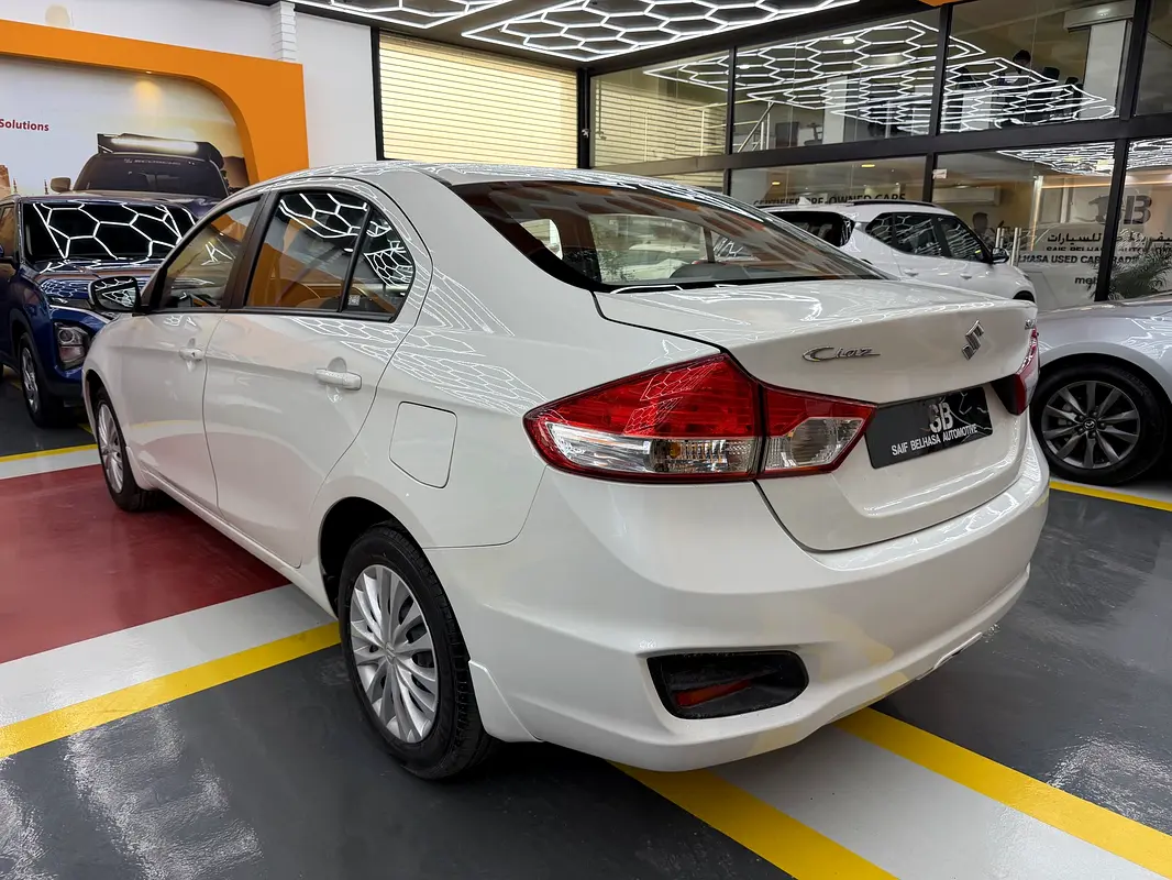 Suzuki Ciaz, 2023 — фото 5 из 10