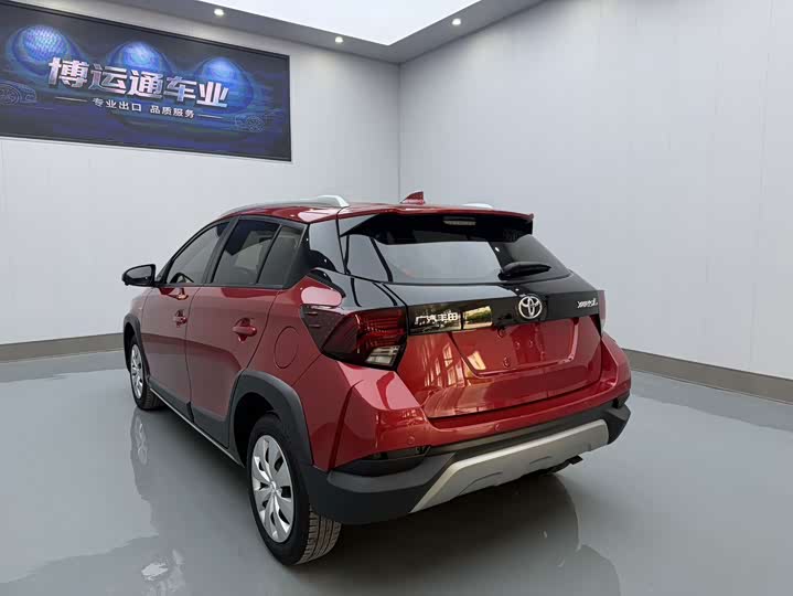 Toyota Yaris L Hatchback, 2022 — фото 4 из 9