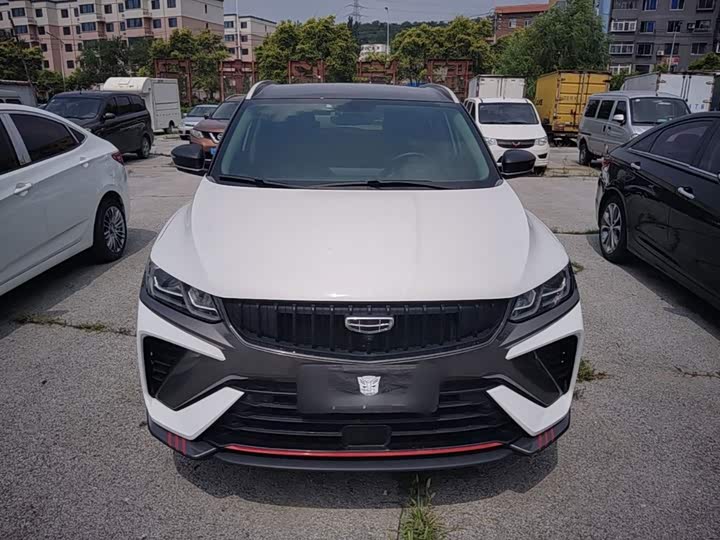 Geely Coolray, 2023 — фото 3 из 9
