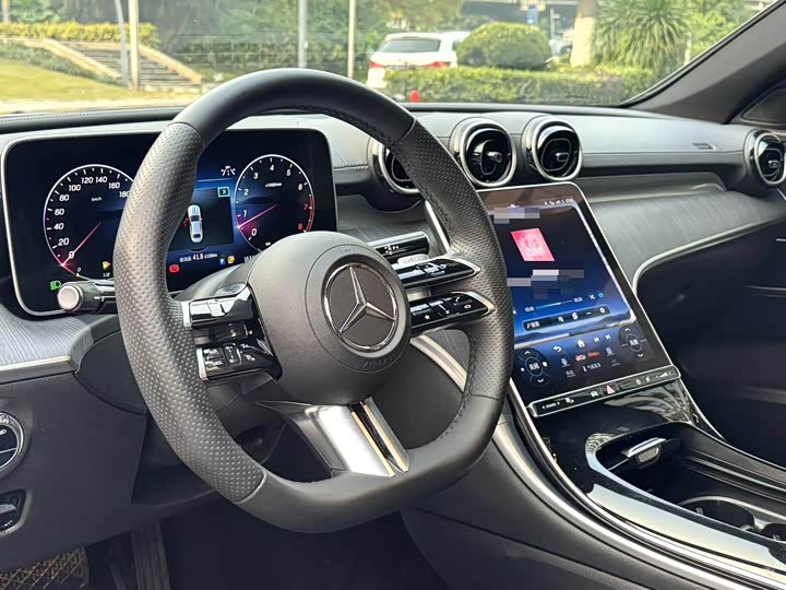 Mercedes-Benz C-Class, 2023 — фото 5 из 9
