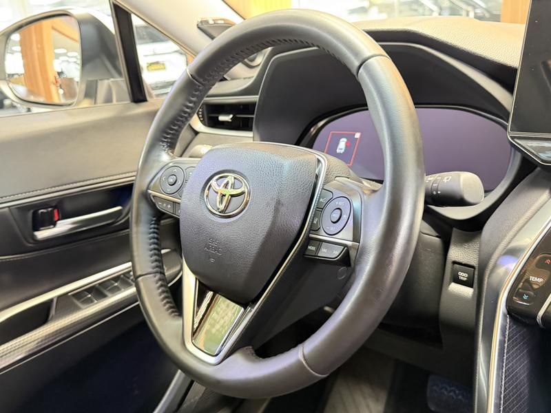 Toyota Venza, 2023 — фото 10 из 12