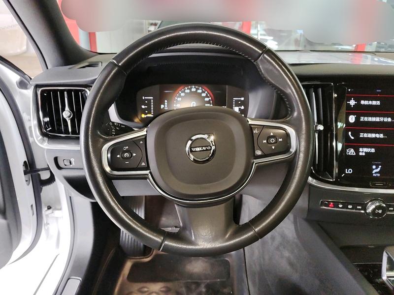 Volvo S60, 2022 — фото 7 из 12