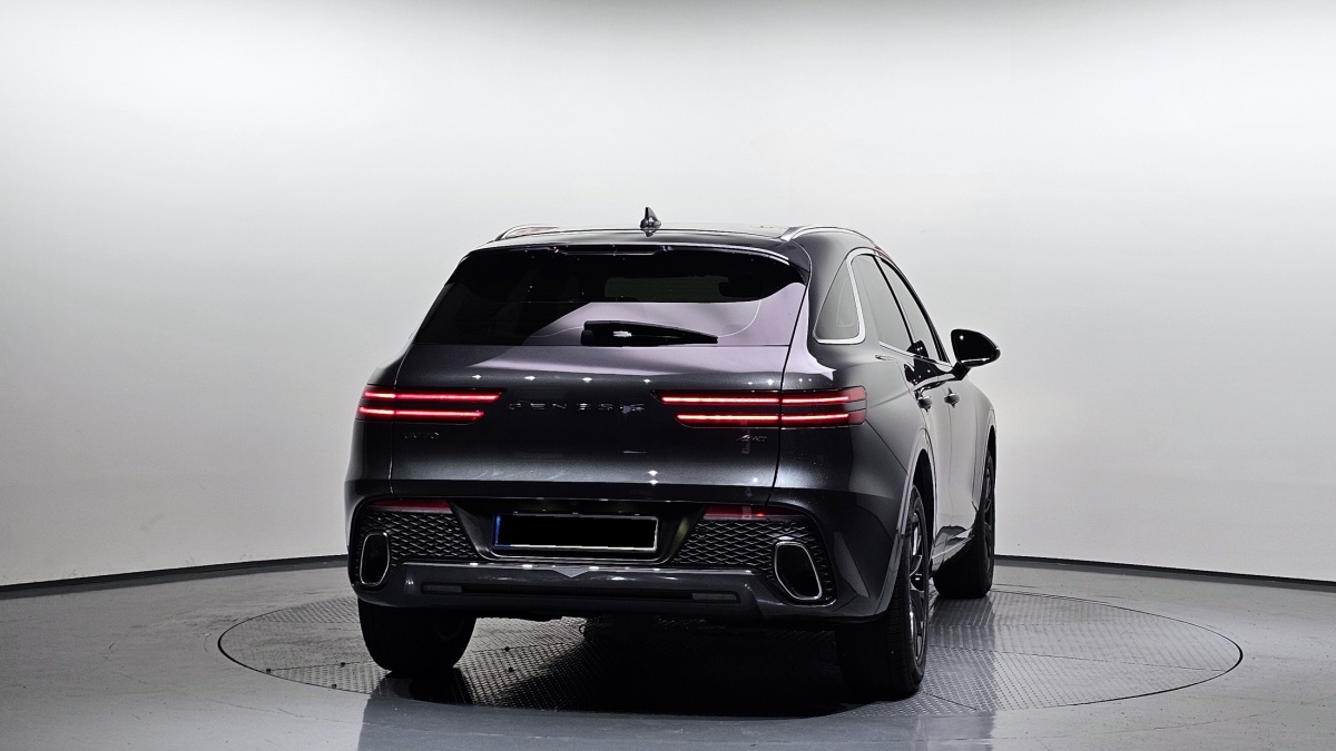 Genesis GV70, 2022 — фото 4 из 12