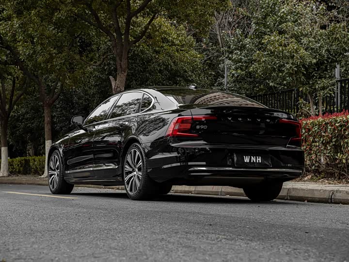 Volvo S90, 2023 — фото 5 из 9