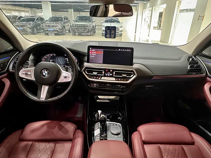 BMW X3, 2023 — фото 8 из 9