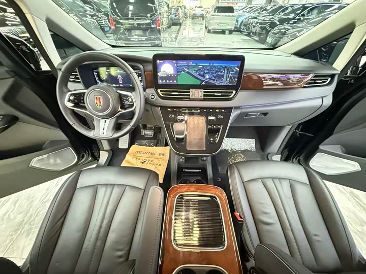 Hongqi HQ9 Hybrid, 2025 — фото 6 из 9