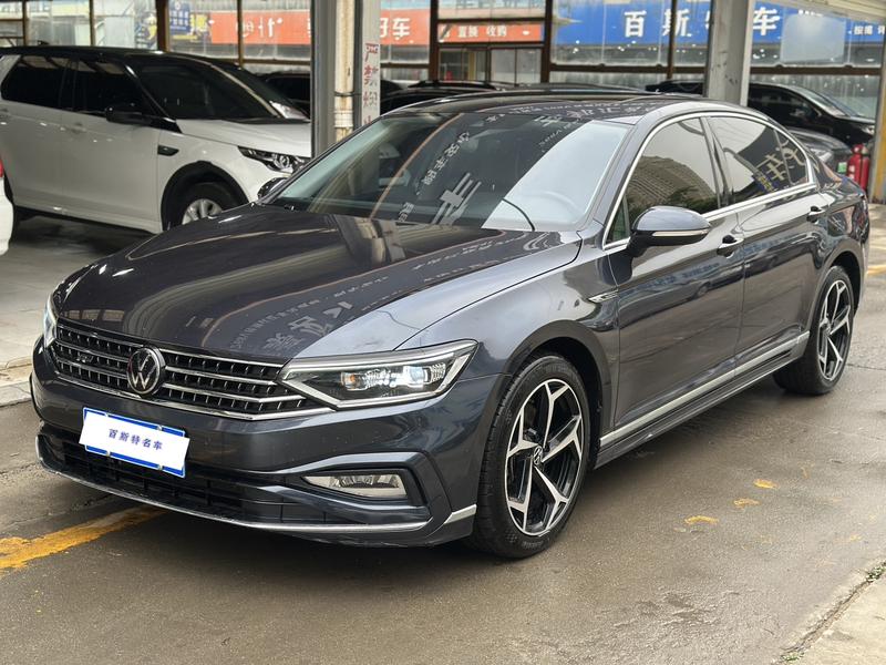 Volkswagen Magotan, 2023 — купить в Белгороде под ключ