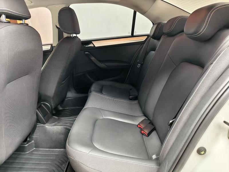 Skoda Rapid, 2022 — фото 9 из 10