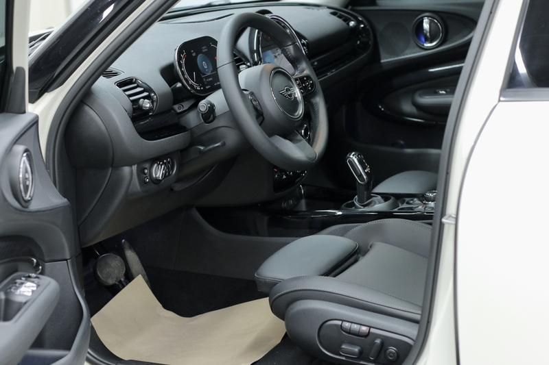 Mini Clubman, 2021 — фото 11 из 12