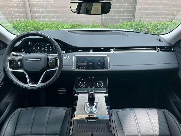 Land Rover Range Rover Evoque L Hybrid, 2022 — фото 9 из 9