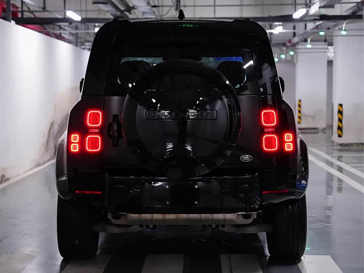 Land Rover Defender, 2025 — фото 4 из 9