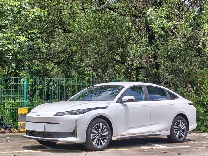 Changan Qiyuan (Nevo) A05, 2023 — купить в Кирове под ключ