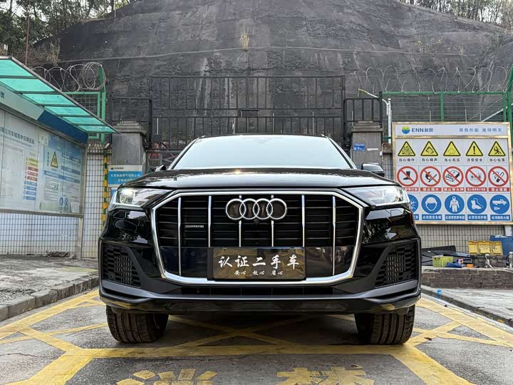 Audi Q7, 2022 — фото 2 из 9
