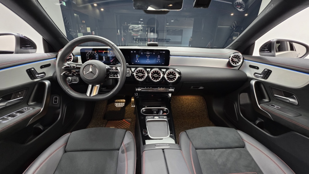 Mercedes-Benz CLA-Class, 2024 — фото 7 из 12