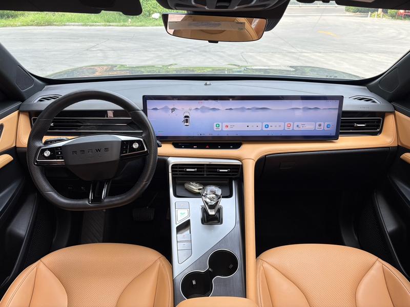 Roewe RX5 Hybrid, 2022 — фото 7 из 10