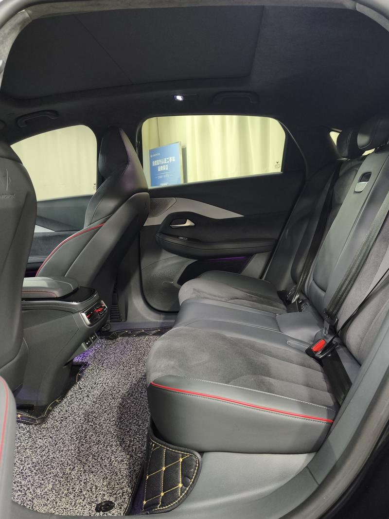 BAIC Arcfox Alpha S, 2023 — фото 10 из 12