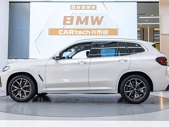 BMW X3, 2024 — фото 3 из 9