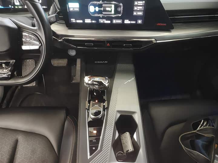 Changan Oshan Z6 Hybrid, 2023 — фото 6 из 9