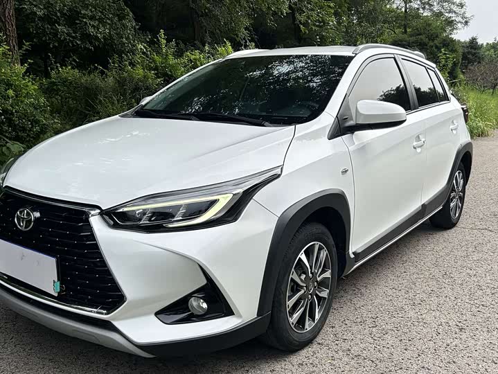 Toyota Yaris L Hatchback, 2022 — купить в Тольятти под ключ