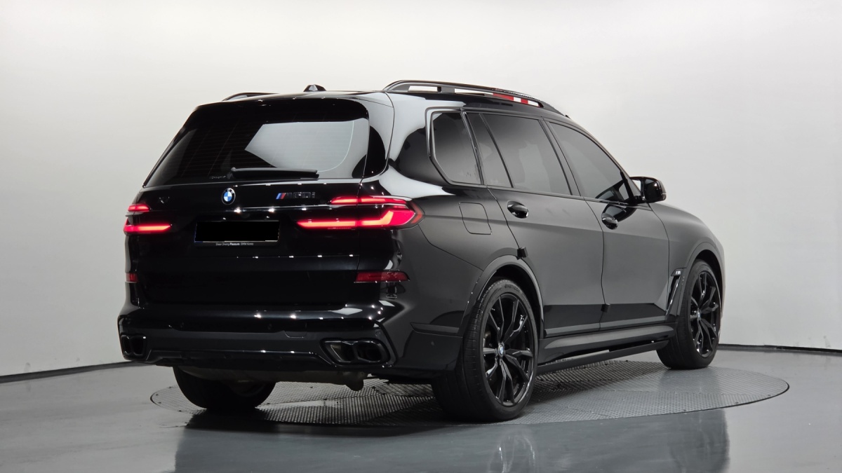 BMW X7, 2023 — фото 2 из 12