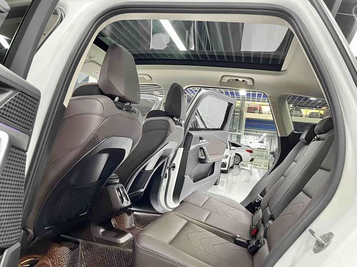 BMW X1, 2023 — фото 6 из 9