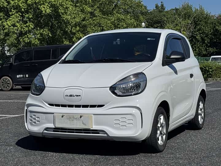 Roewe Clever, 2022 — купить в Туле под ключ