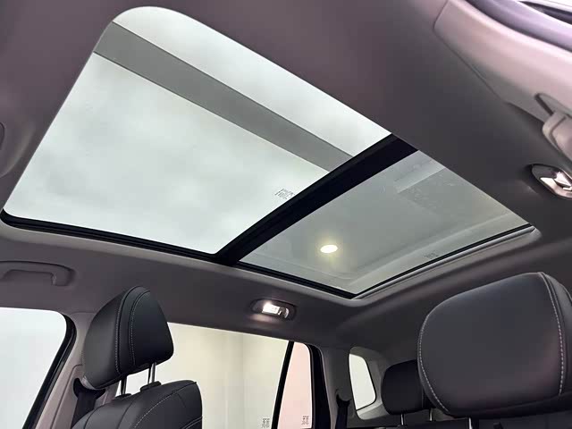 Roewe RX5 Max, 2022 — фото 7 из 9