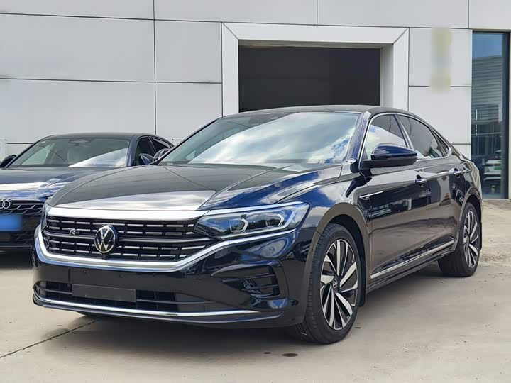 Volkswagen Passat, 2023 — купить в Смоленске под ключ