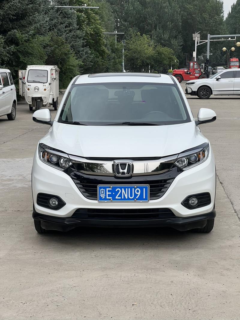 Honda Vezel, 2022 — фото 2 из 12