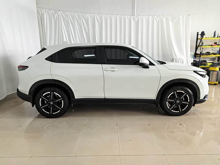 Honda Vezel, 2023 — фото 5 из 9