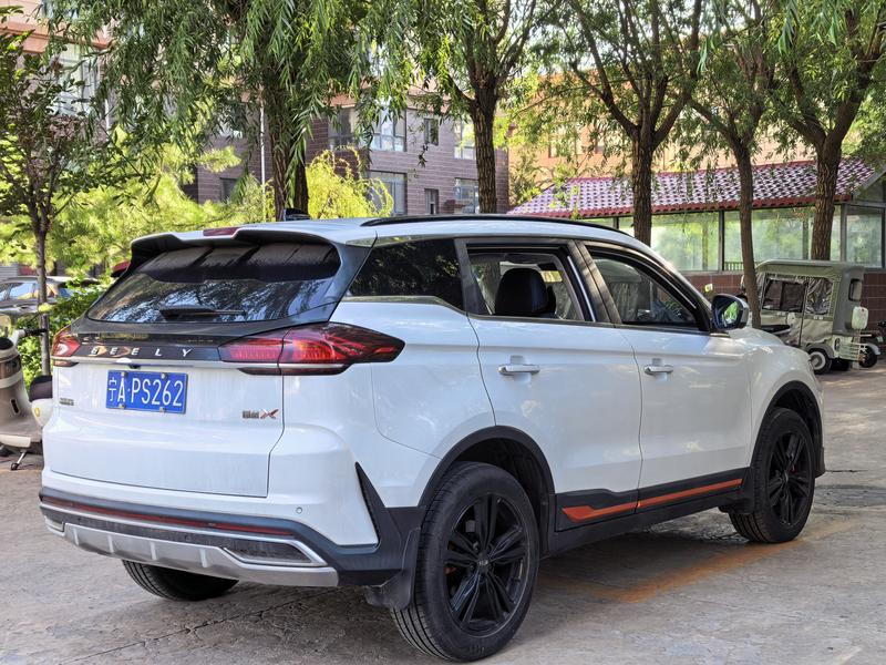 Geely Atlas, 2021 — фото 3 из 9