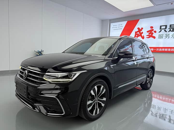 Volkswagen Tiguan L Pro, 2021 — купить в Санкт-Петербурге под ключ